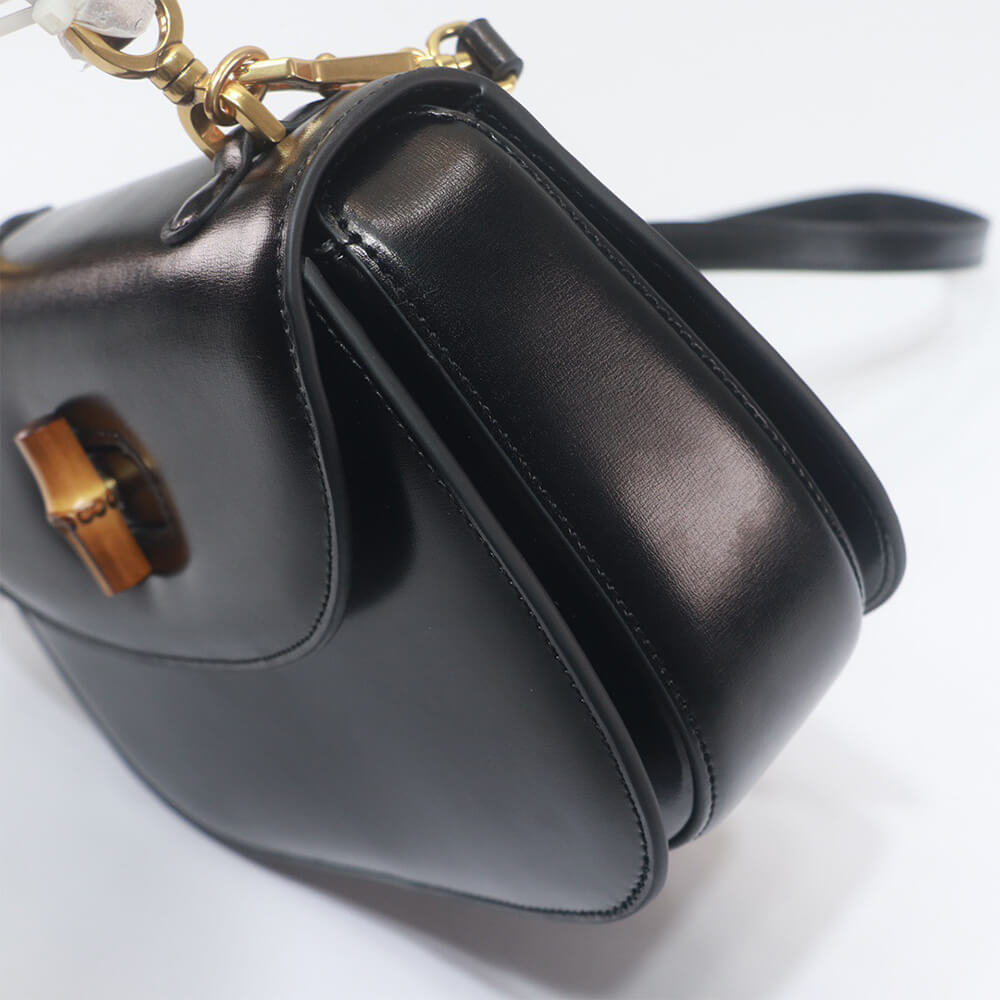 G*u*i bamboo 1947 medium top handle bag(tax-free grade)
