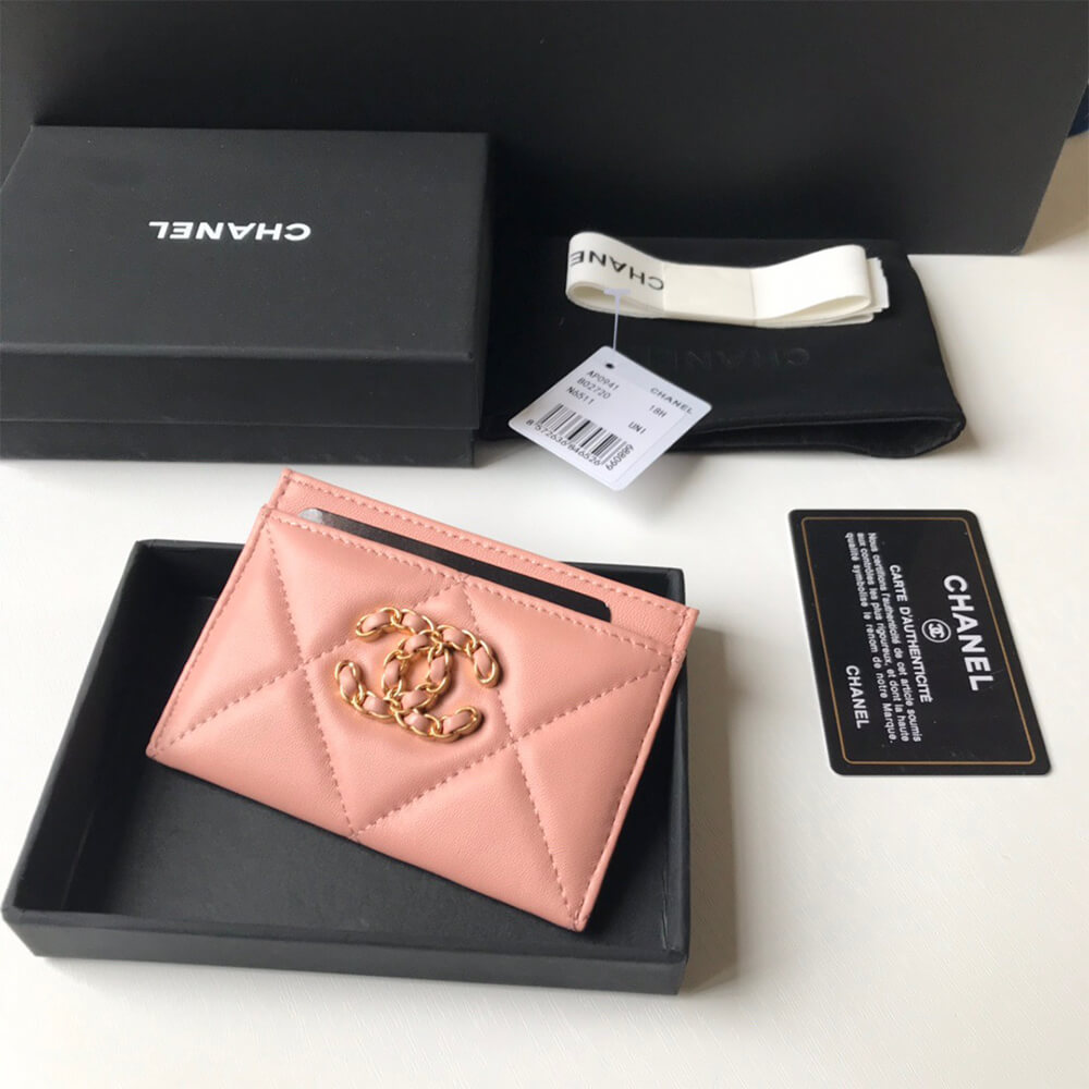Chanel 19 CARD HOLDER