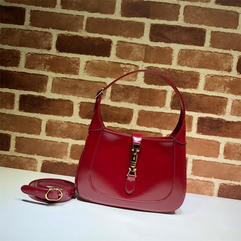 30 MONTAIGNE AVENUE BAG