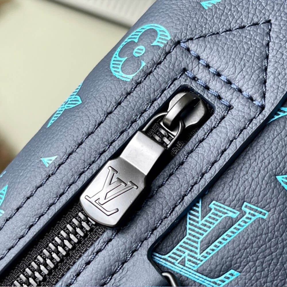 l**is V*t*n duo slingbag