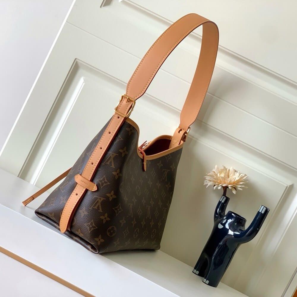 LV Dauphine Soft MM