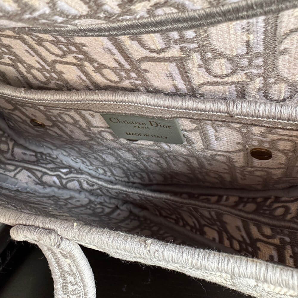 Small Hammock bag in soft grained calfskin(HIGH-END GRADE)