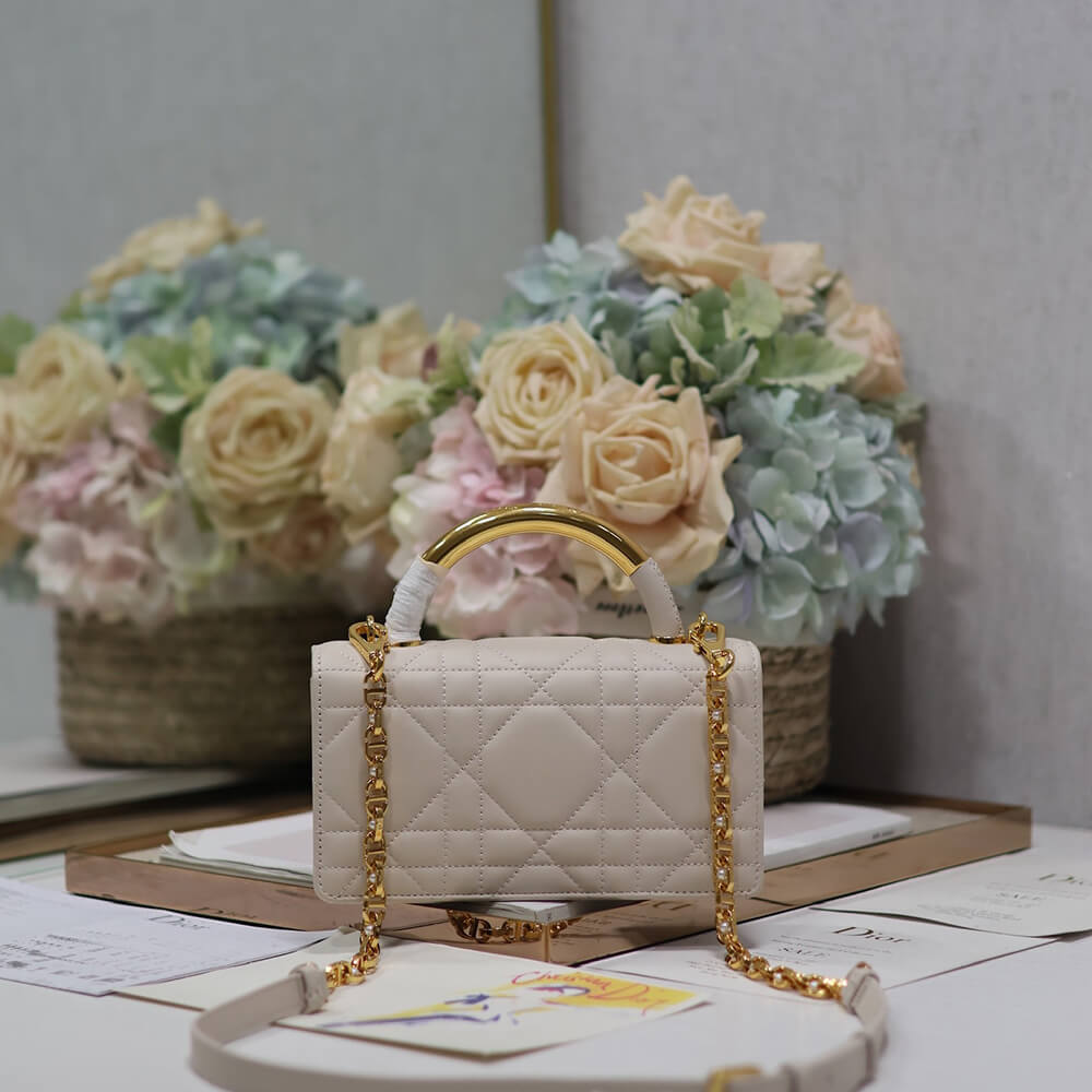 Small FLAP BAG WITH TOP HANDLE