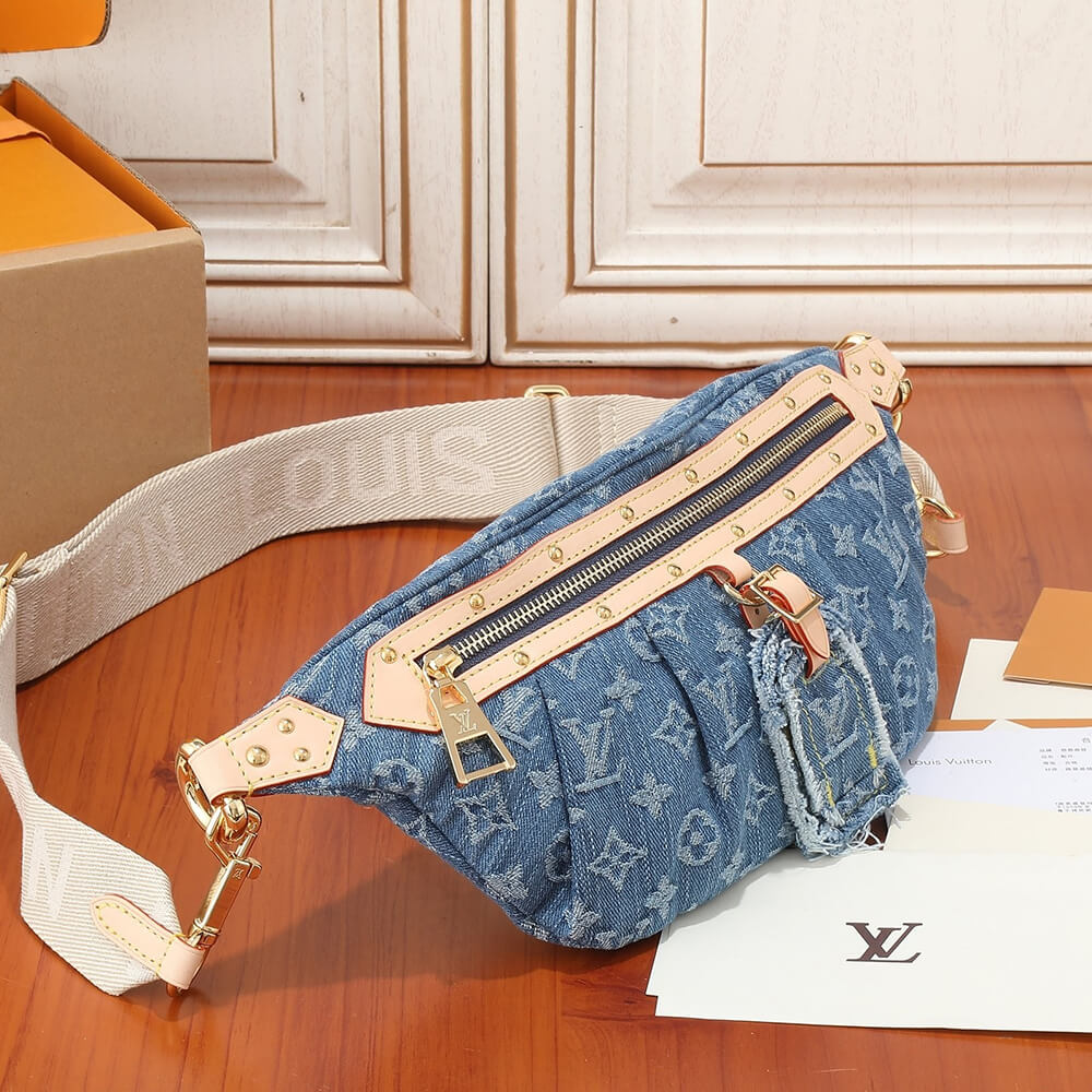 CHANEL BACKPACK(HIGH-END GRADE)