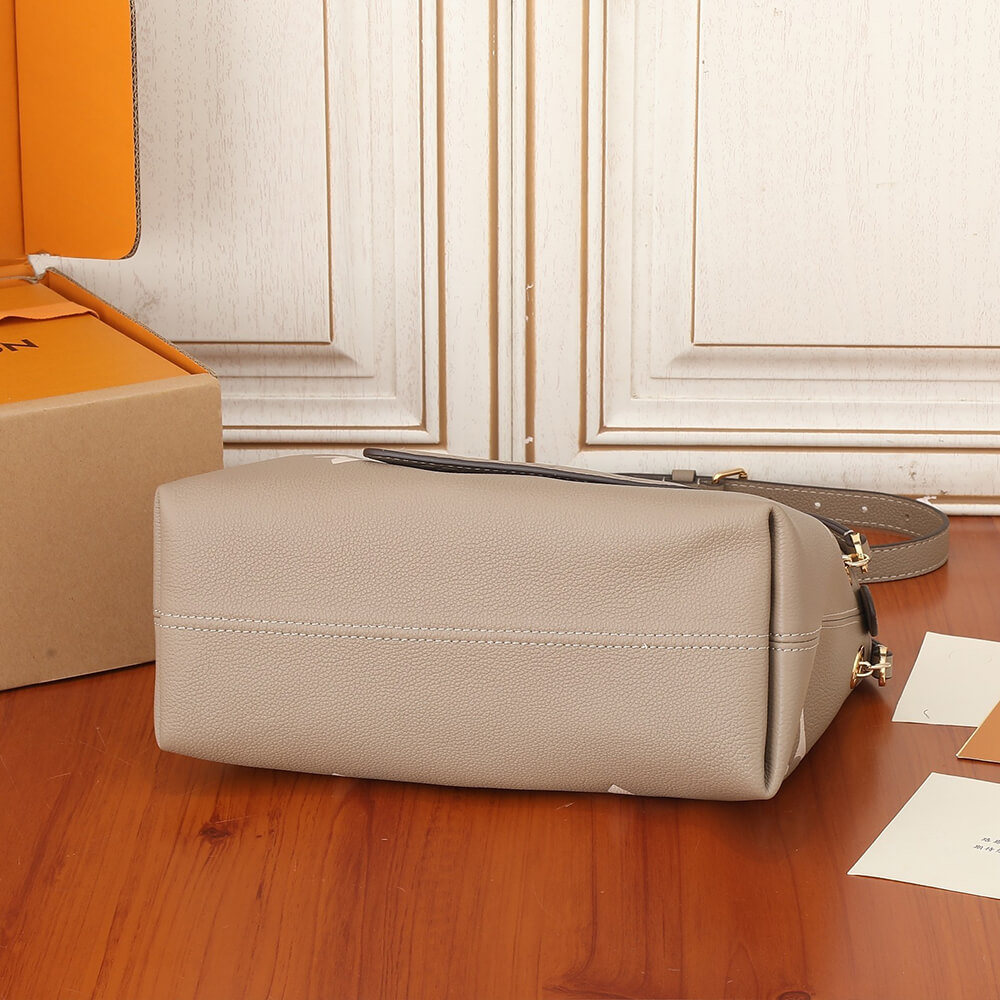 MINI FLAP BAG WITH TOP HANDLE