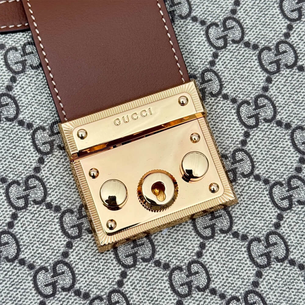 G*u*i diana medium shoulder bag