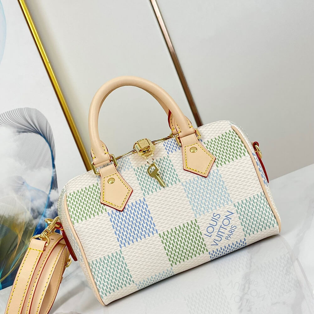 LV Bloom Pouch