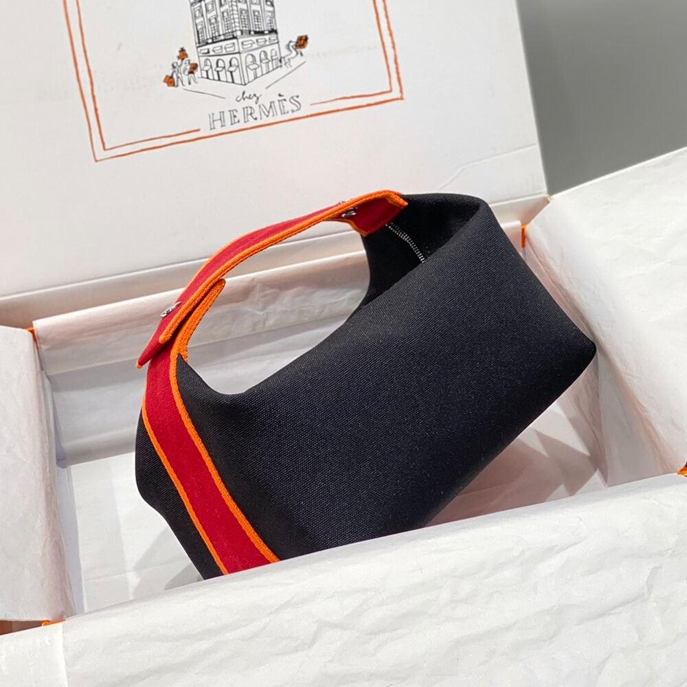 Prada Medium leather shoulder bag (HIGH-END GRADE)