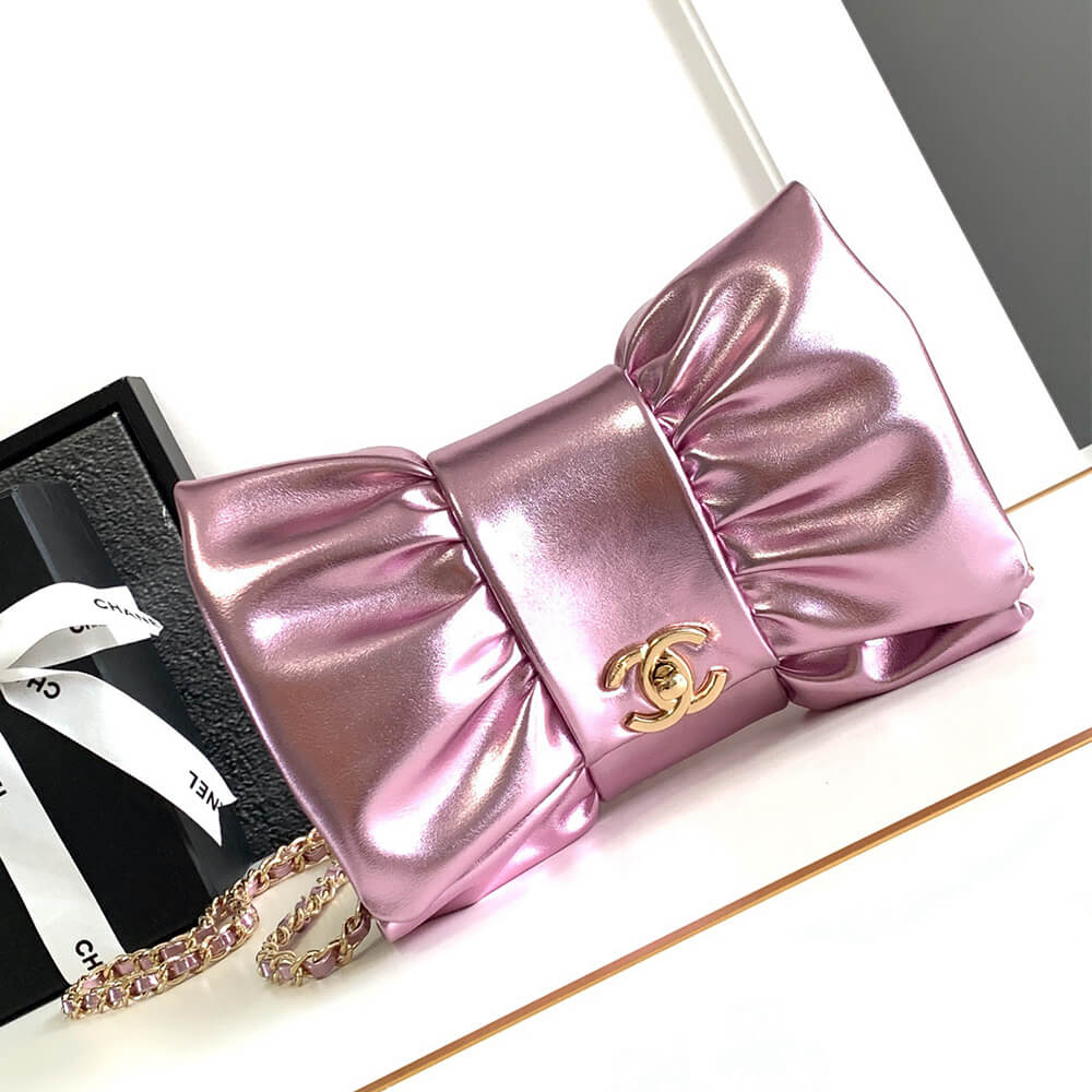 CHANEL Clutch