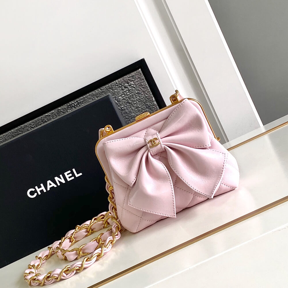 CHANEL Clutch With Chain(high-end grade)