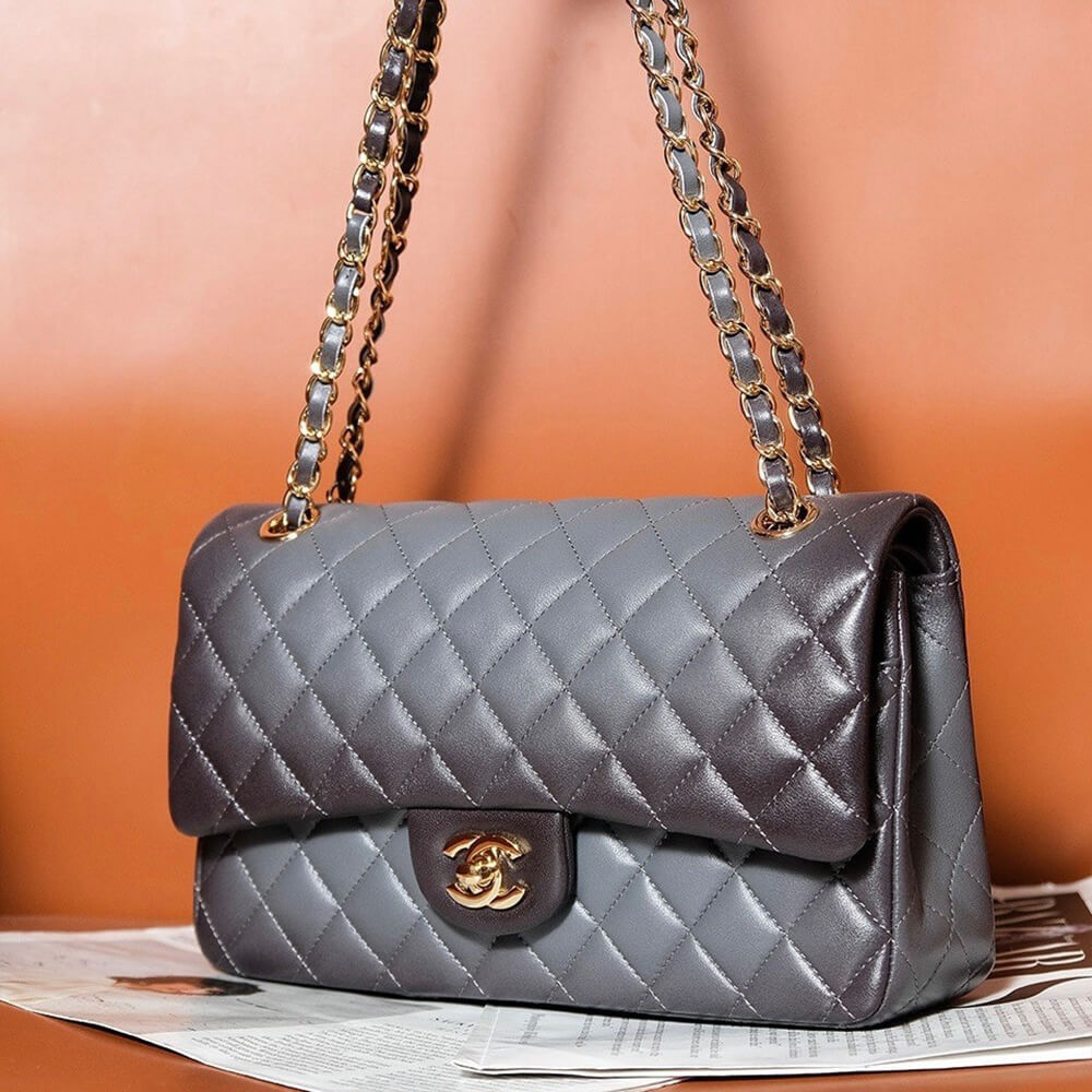 CHANEL CLASSIC 11.12 HANDBAG(high-end grade)