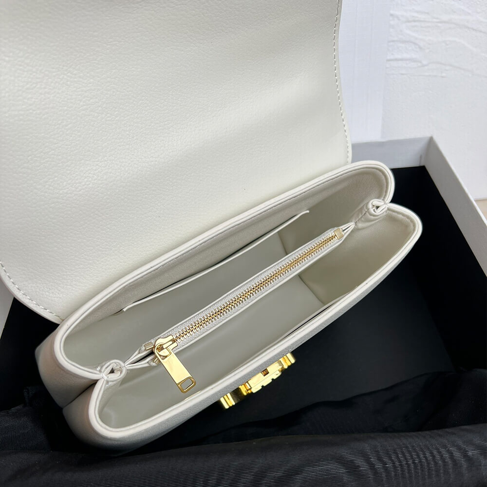 CHANEL CLASSIC 11.12 HANDBAG