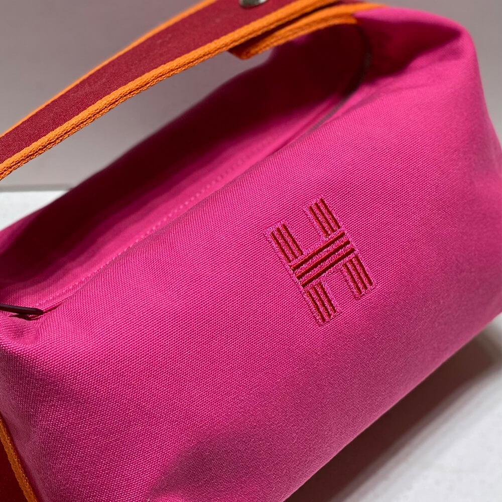 Prada Medium leather shoulder bag (HIGH-END GRADE)