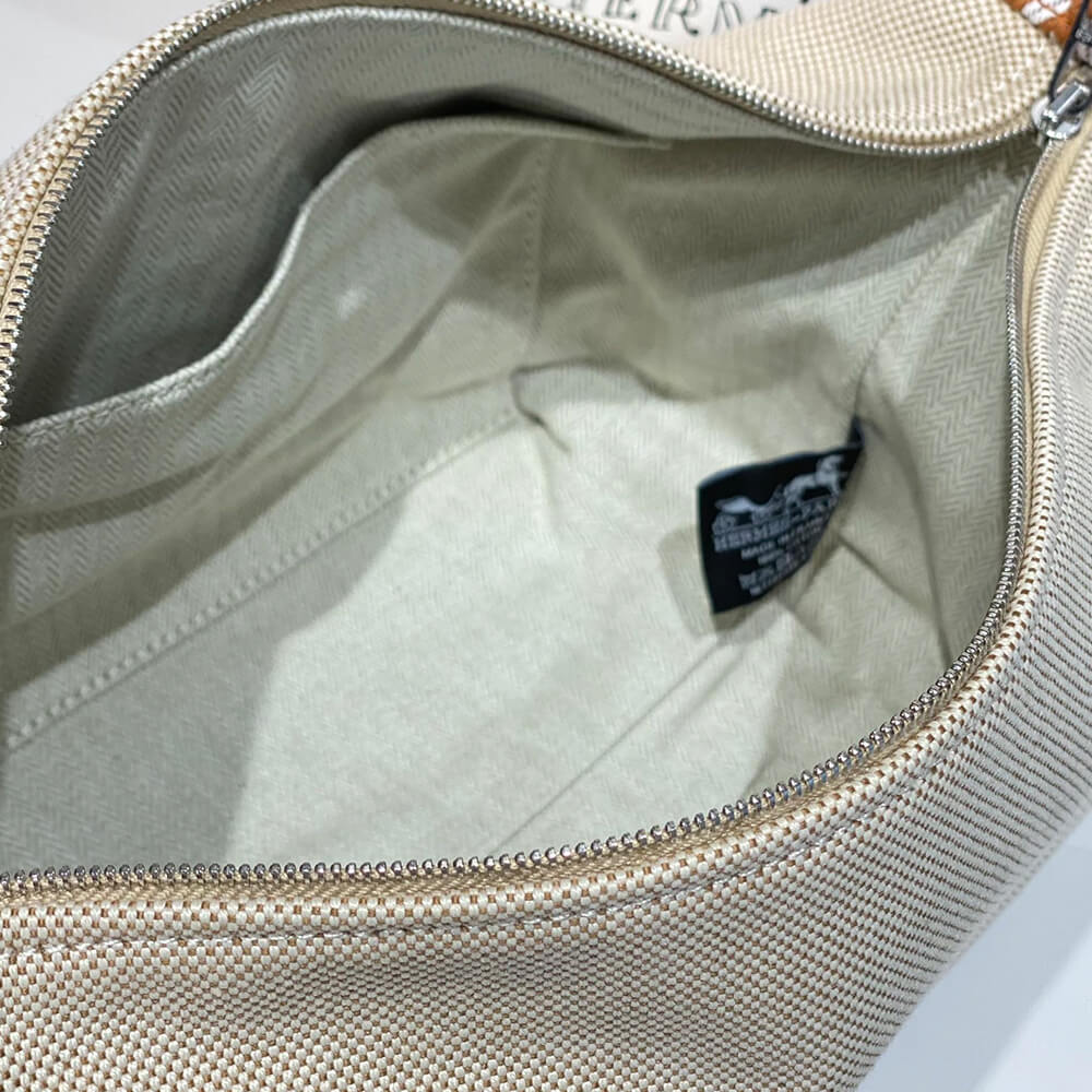 Prada Medium leather shoulder bag (HIGH-END GRADE)