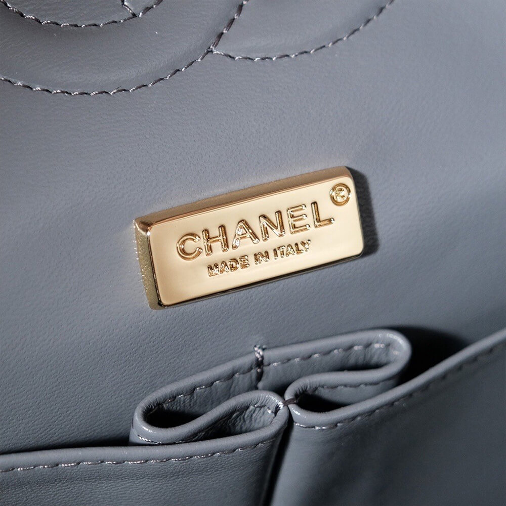 CHANEL CLASSIC 11.12 HANDBAG(high-end grade)