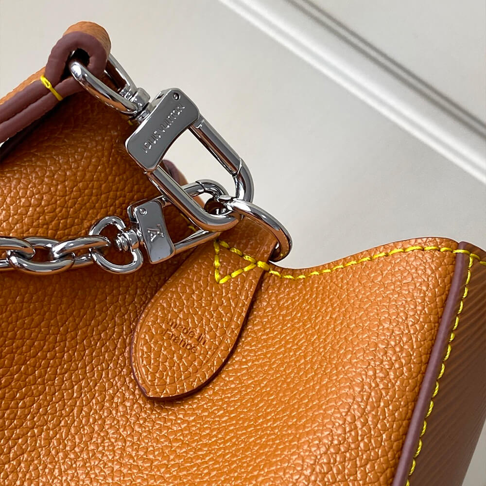 LV Bloom Pouch