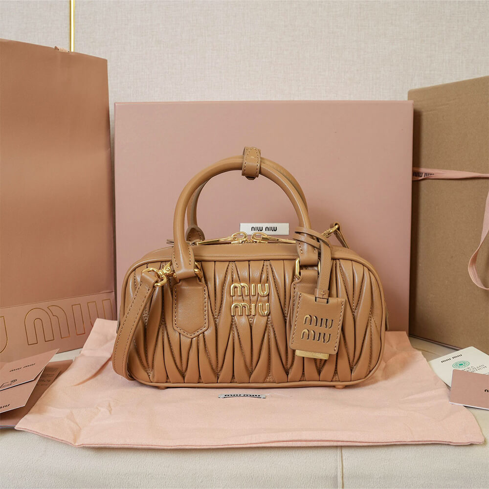 MIUMIU Medium Arcadie matelasse nappa Bag(HIGH-END GRADE)