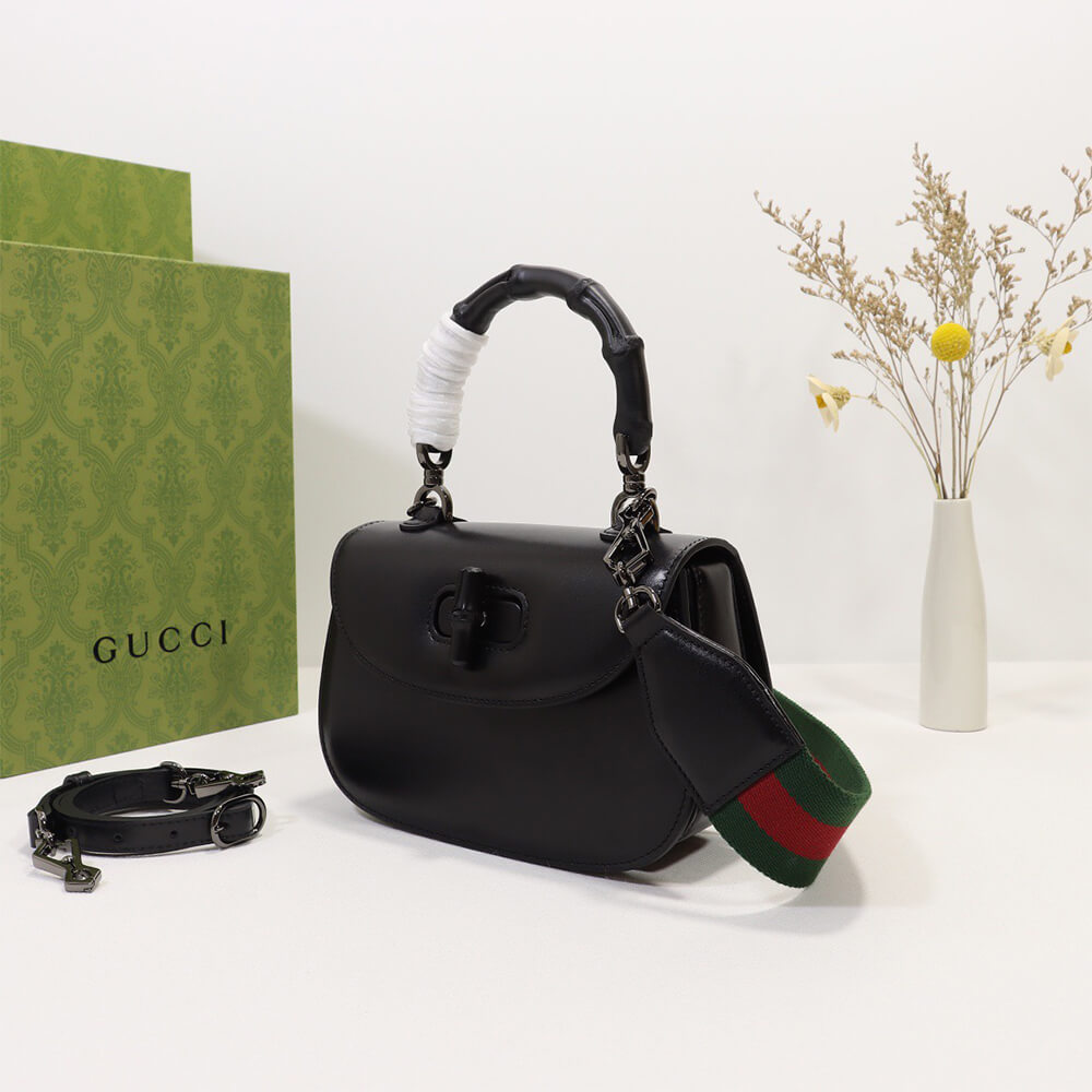 G*u*i bamboo 1947 medium top handle bag(tax-free grade)