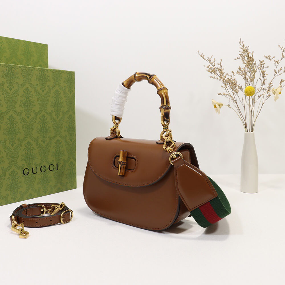 G*u*i bamboo 1947 medium top handle bag(tax-free grade)