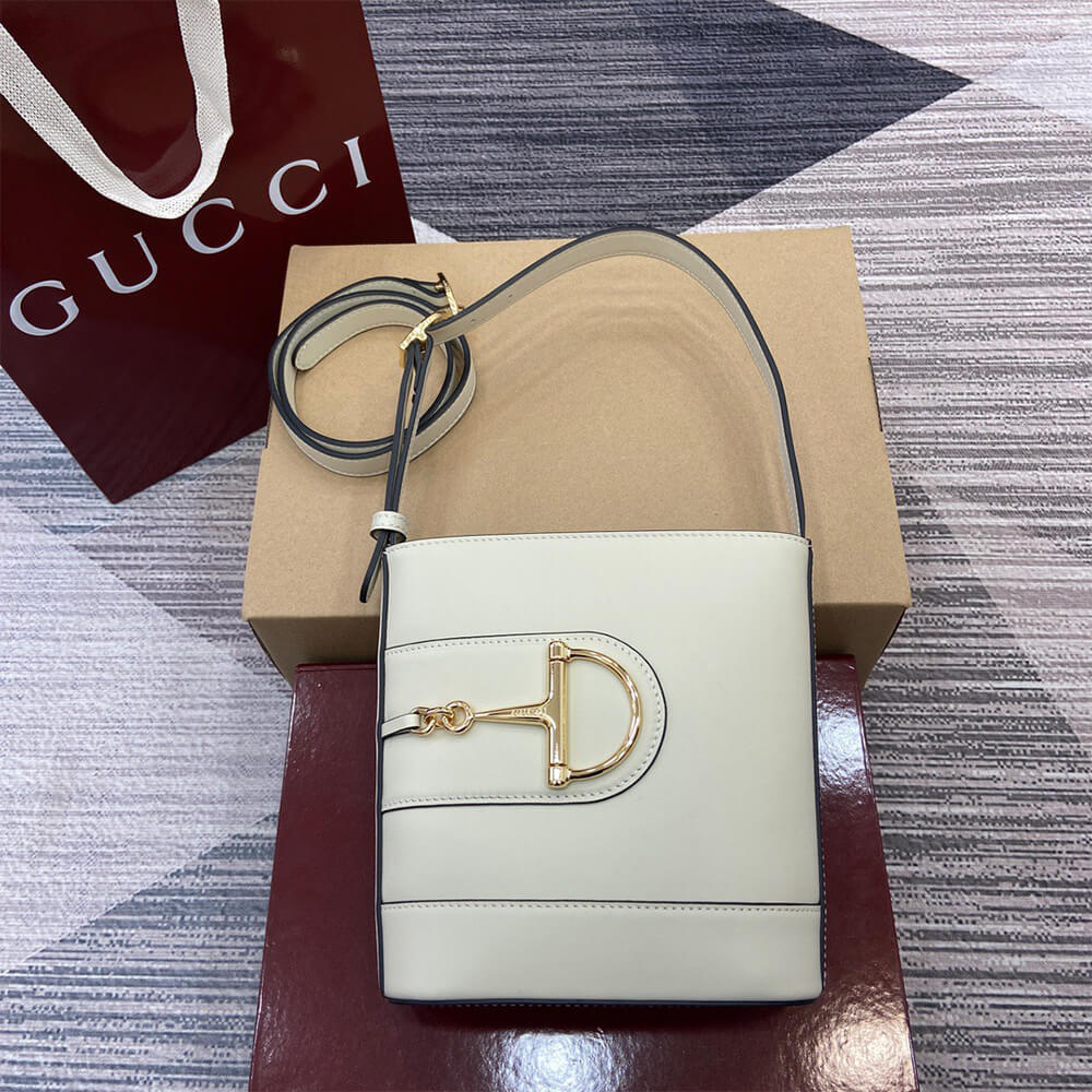 G*u*i 73 mini bucket bag