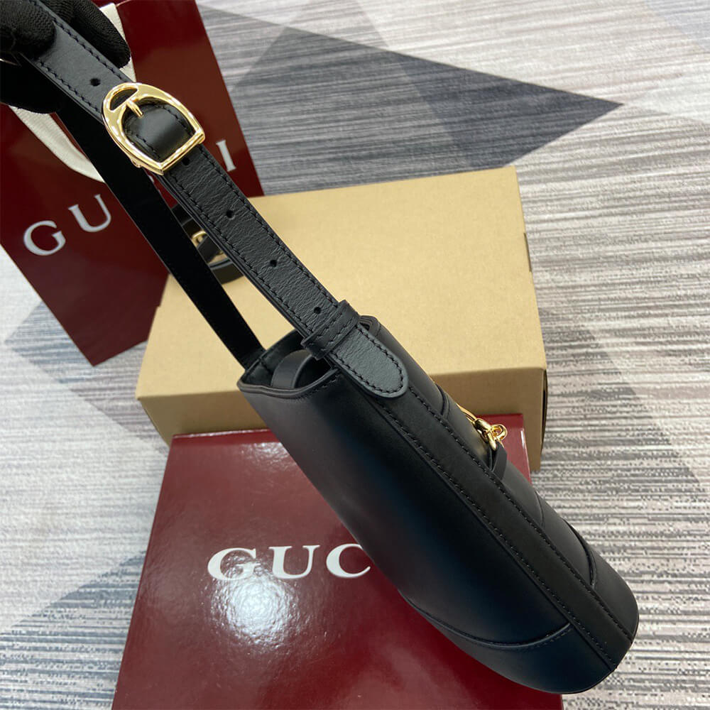 G*u*i 73 mini bucket bag