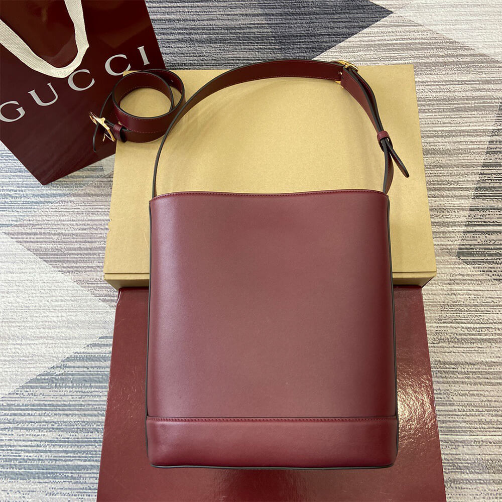 G*u*i 73 small bucket bag