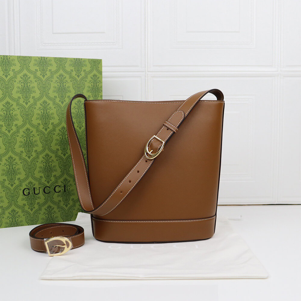 G*u*i 73 small bucket bag