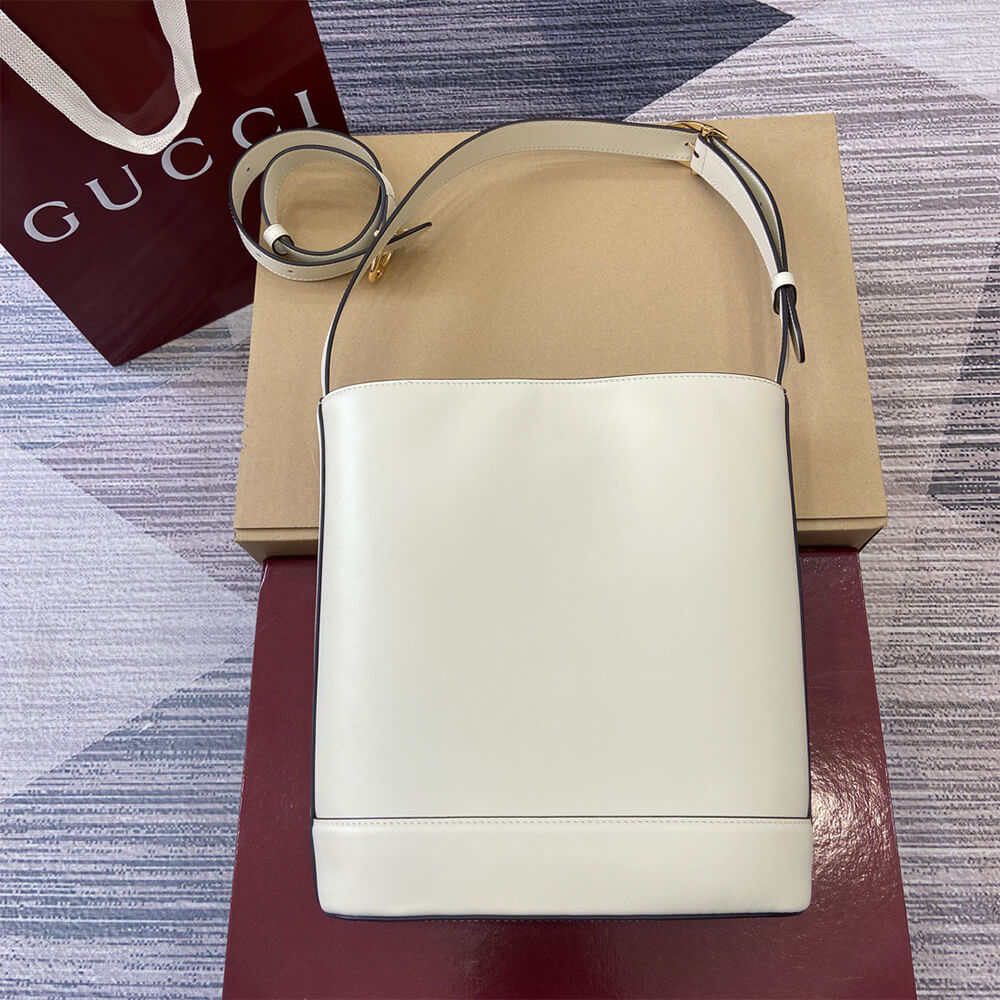 G*u*i 73 small bucket bag