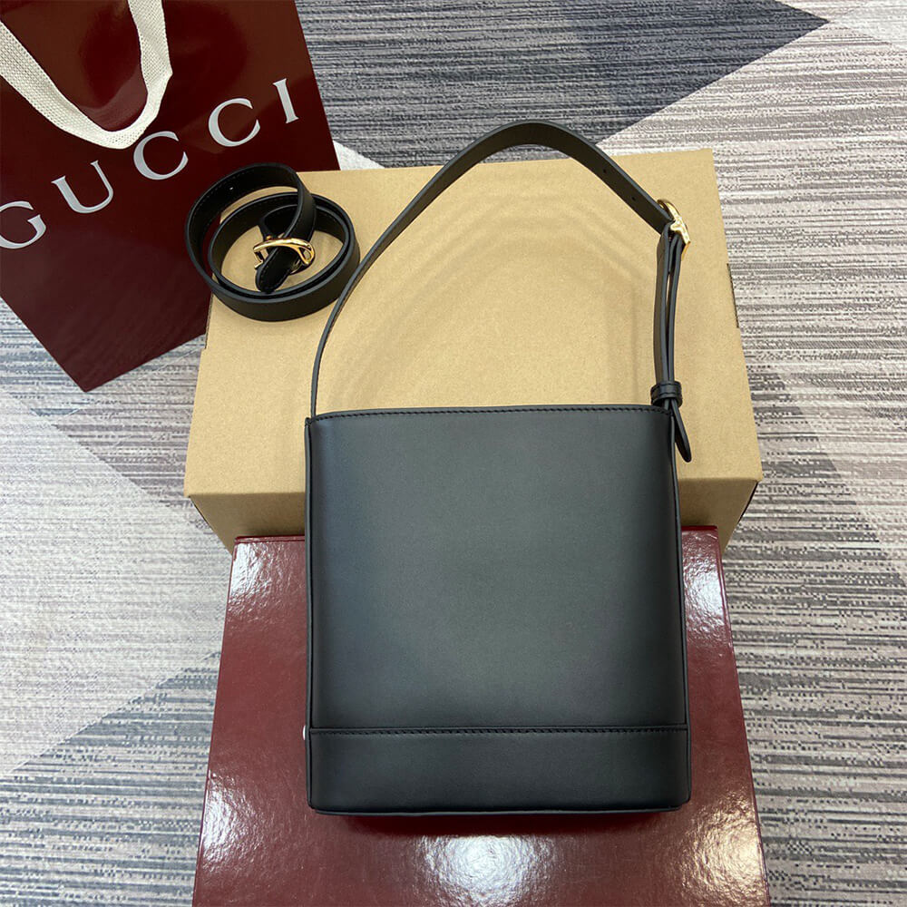 G*u*i 73 mini bucket bag