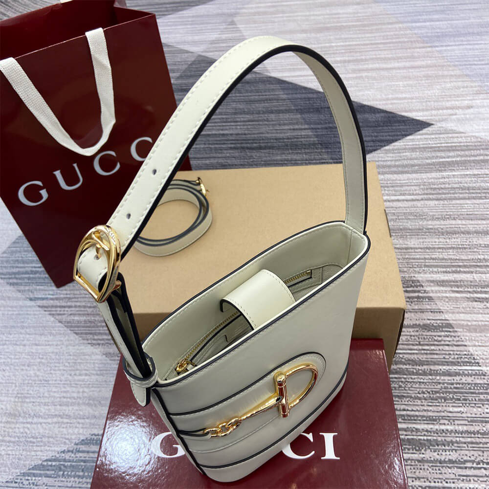 G*u*i 73 mini bucket bag