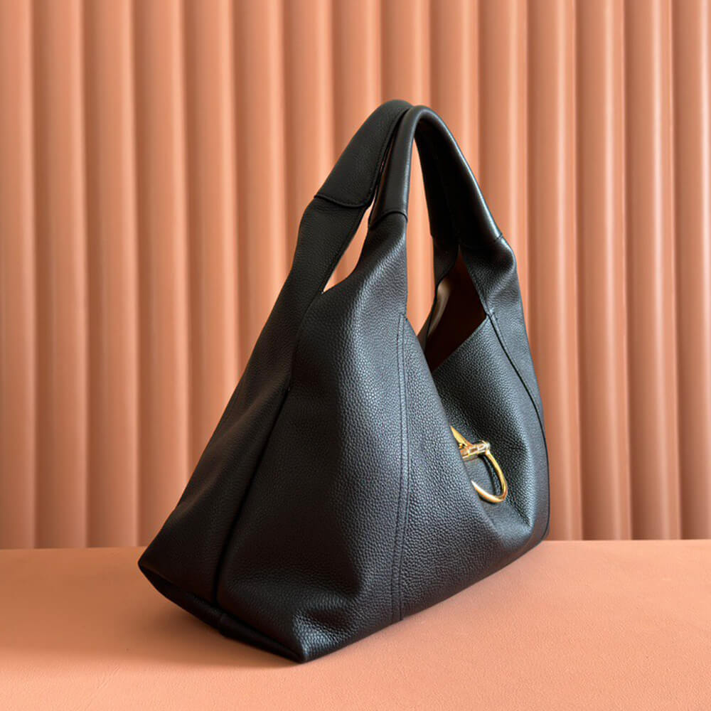 G*u*i softbit maxi shoulder bag(high-end grade)