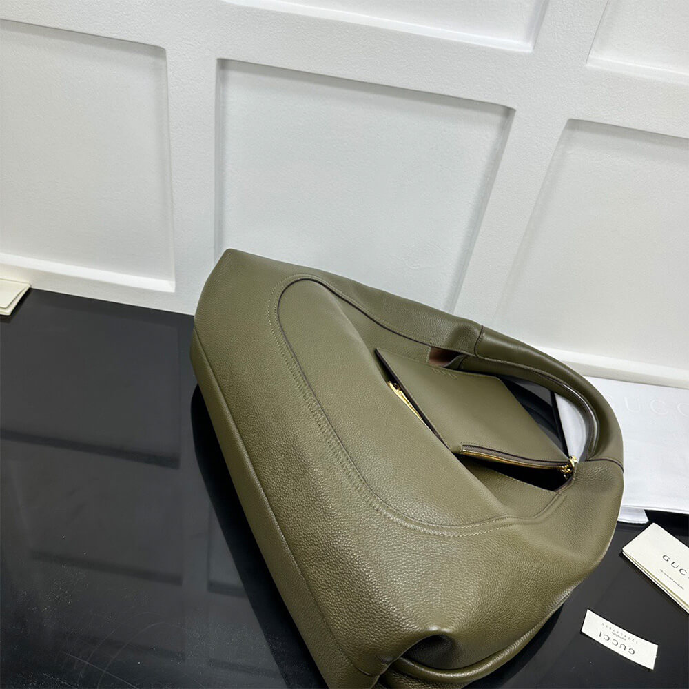 G*u*i softbit maxi shoulder bag(high-end grade)