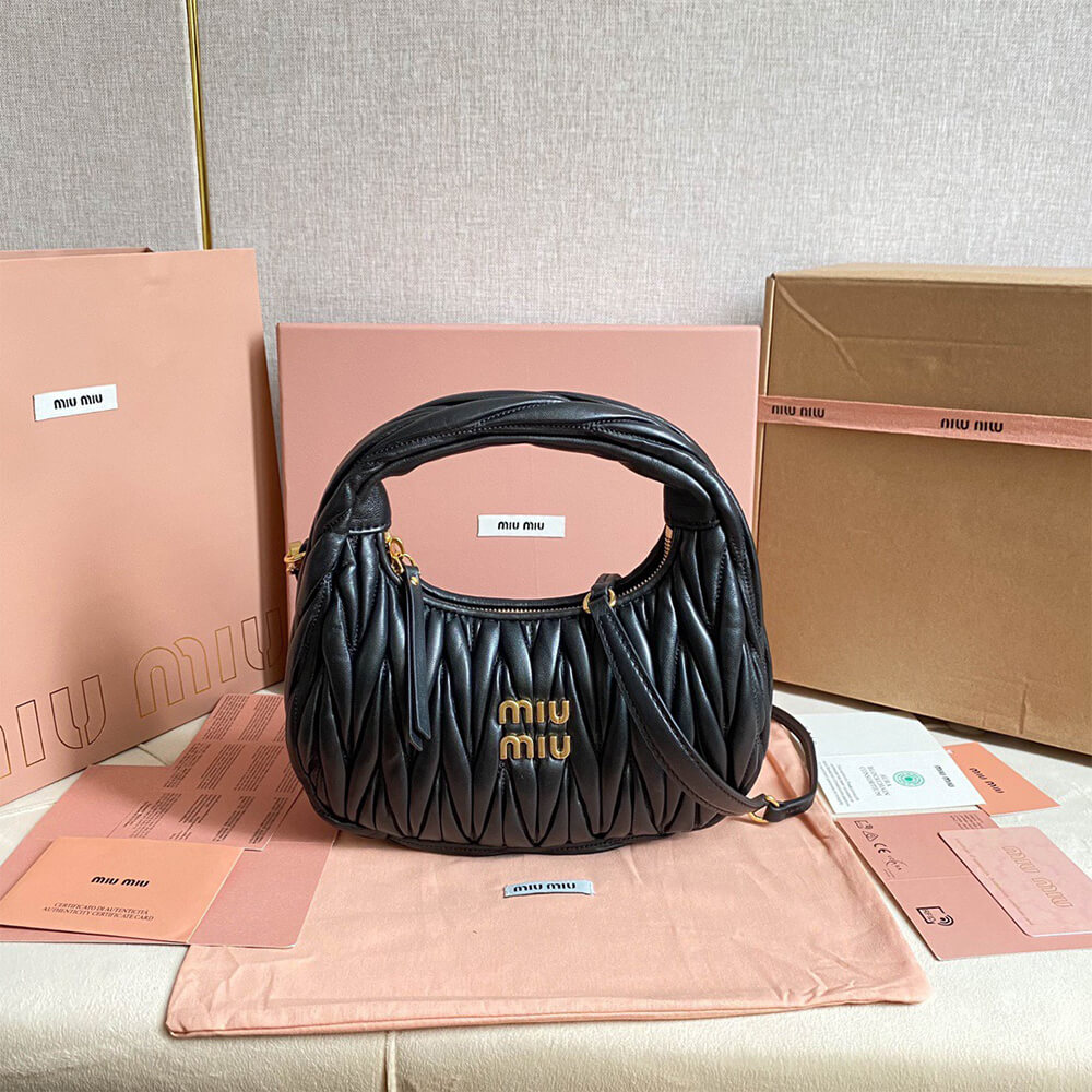 Small Wander matelasse nappa leather hobo bag(HIGH-END GRADE)