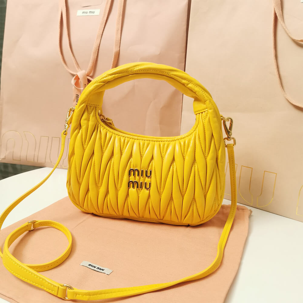 Small Wander matelasse nappa leather hobo bag(HIGH-END GRADE)