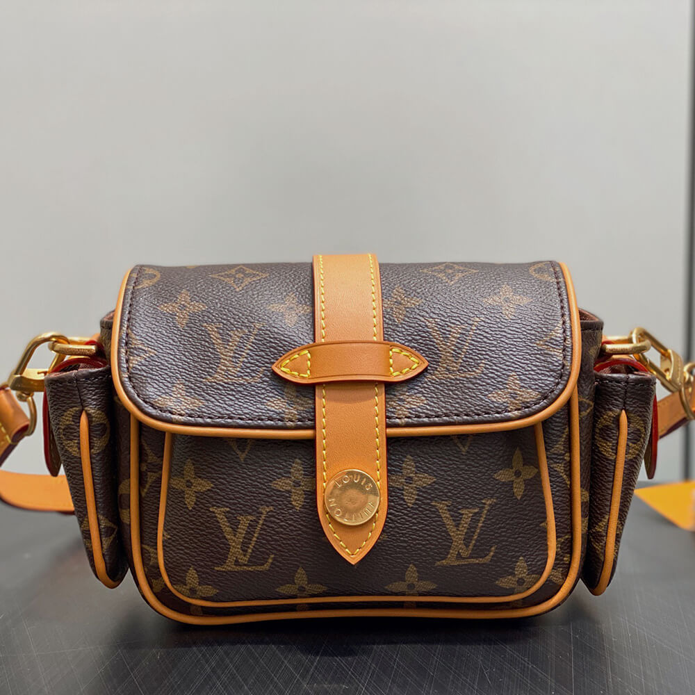 LV Cargo Wearable Wallet